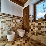 Mcx Vacation - Maison Loz Duplex In Typical Village In With Modern Comforts Just 2 Minutes From The Cable Cars! * Valtournenche