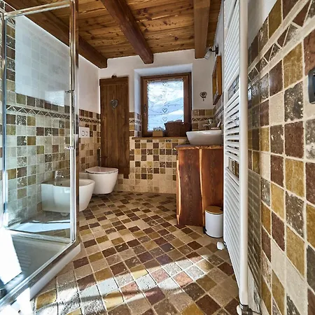 Mcx Vacation - Maison Loz Duplex In Typical Village In With Modern Comforts Just 2 Minutes From The Cable Cars! 公寓 瓦托内切