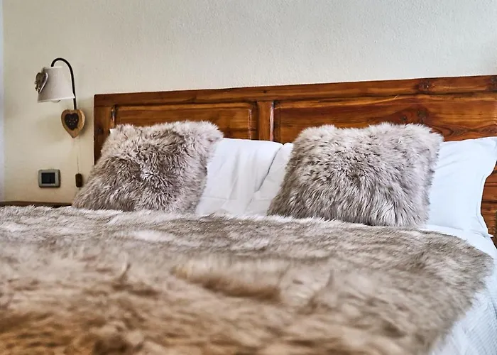 Mcx Vacation - Maison Loz Duplex In Typical Village In With Modern Comforts Just 2 Minutes From The Cable Cars! * Valtournenche